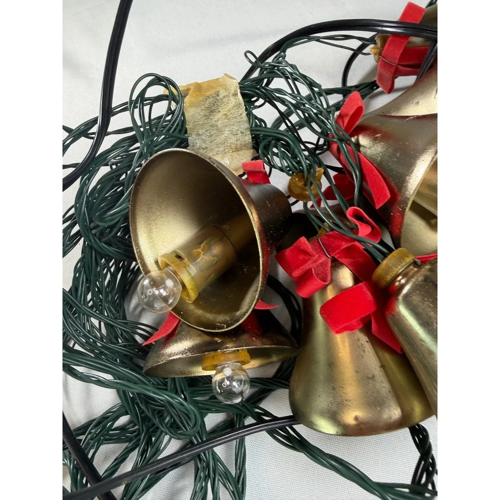 Mr Christmas Bells of Christmas 10 Lighted Musical Brass Bells 21 Carols Vintage